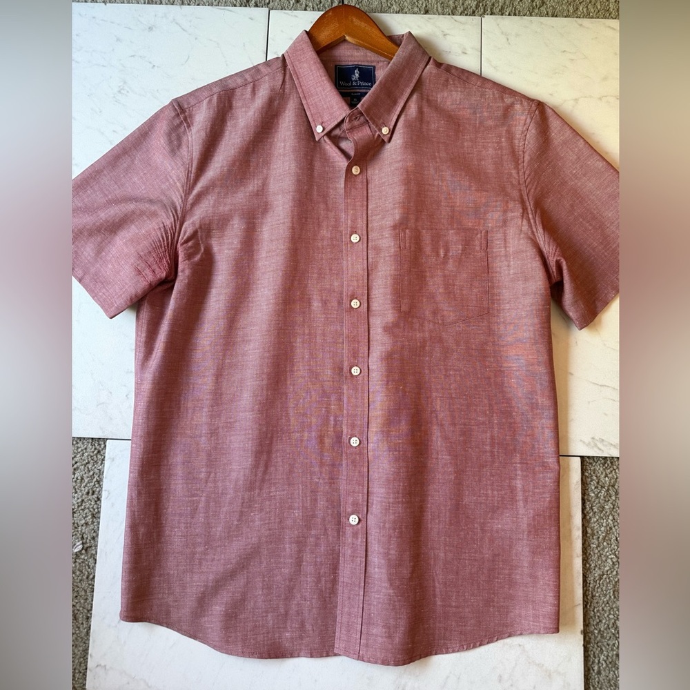 WOOL & PRINCE Men’s XL Red Merino Wool Short Sleeve Button Down; slim fit
